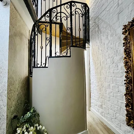 Torres De La Catedral Apartment